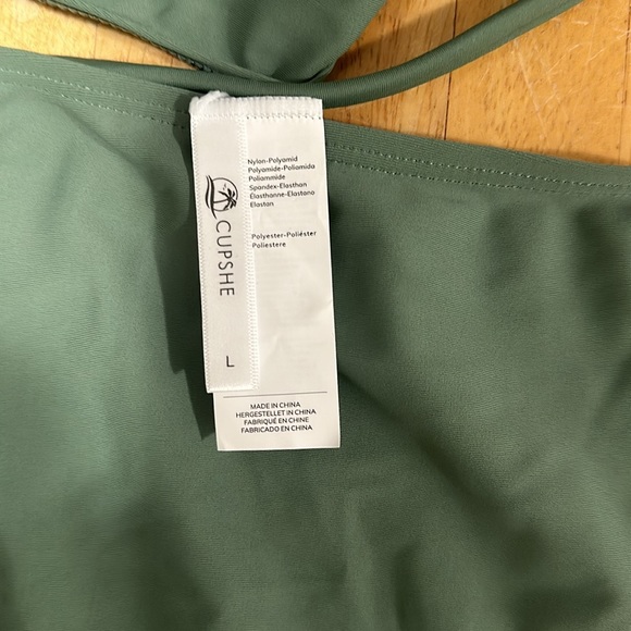 Bathing suit - Picture 4 of 4